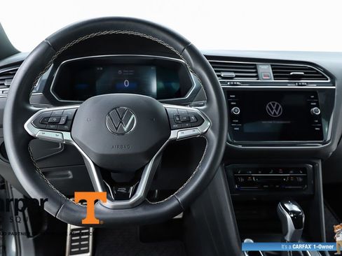Used 2023 Volkswagen Tiguan SE R-Line image 58