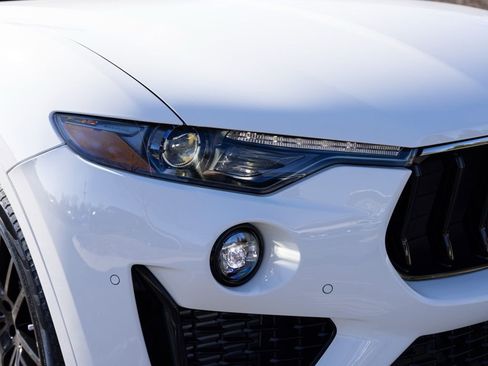 Used 2024 Maserati Levante Modena Ultima image 12