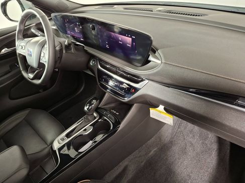 Used 2024 Buick Envista Avenir image 31