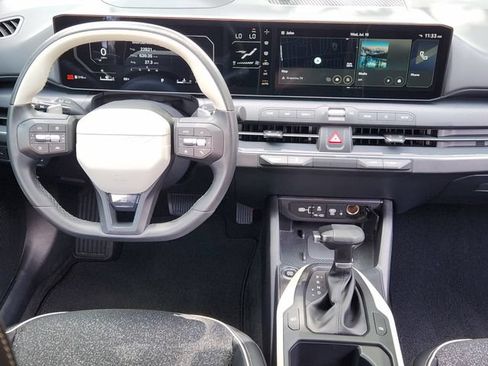 Used 2025 Kia K4 GT-Line FWD image 27