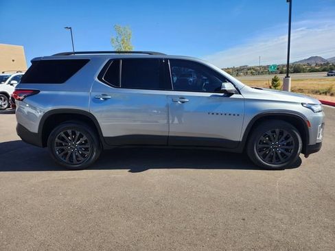 Certified 2023 Chevrolet Traverse RS image 3