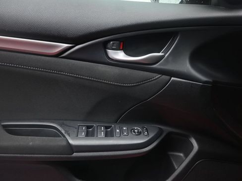 Used 2018 Honda Civic EX image 21