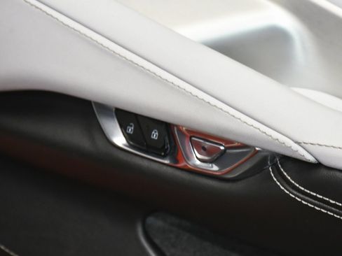 Used 2021 Chevrolet Corvette Stingray Preferred Cpe w/ 2LT image 18