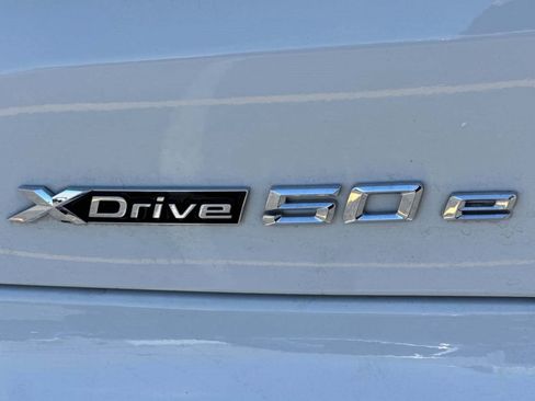 Used 2025 BMW X5 xDrive50e AWD/4WD image 22