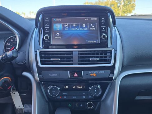 Used 2019 Mitsubishi Eclipse Cross ES image 17