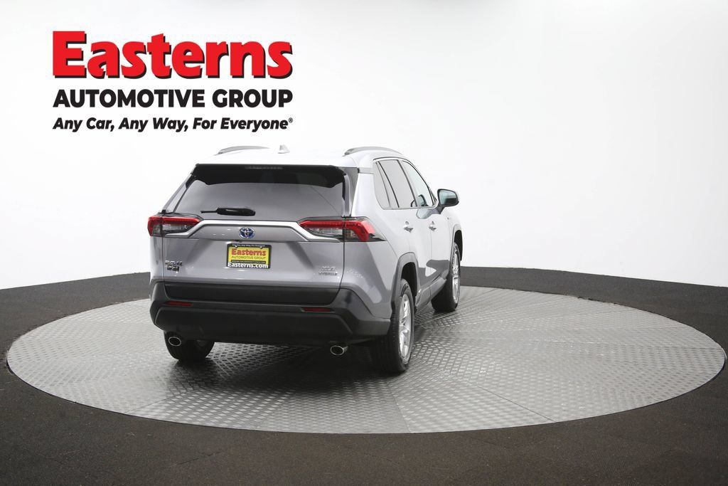 Used 2021 Toyota RAV4 XLE w/ XLE Grade Weather Package AWD/4WD image 40