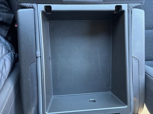 Used 2025 GMC Sierra 1500 Elevation image 29