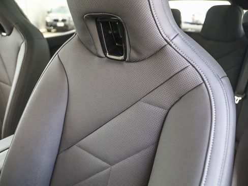 Used 2025 BMW iX xDrive50 image 21