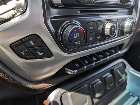 Used 2015 GMC Sierra 2500 SLT w/ Duramax Plus Package AWD/4WD image 23