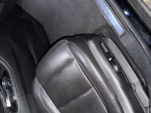 Used 2018 GMC Acadia SLT image 6