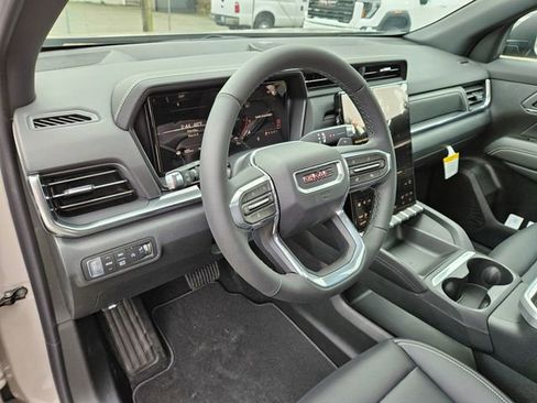 New 2026 GMC Terrain Elevation w/ Elevation Premium Package image 19