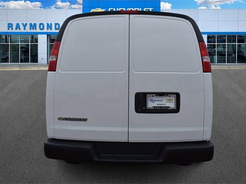 New 2025 Chevrolet Express 2500 Extended image 5