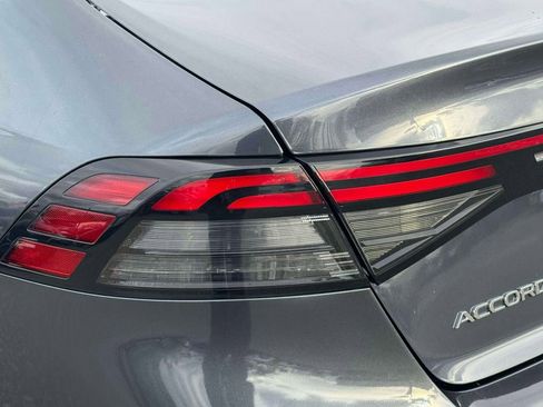 Used 2025 Honda Accord LX image 11