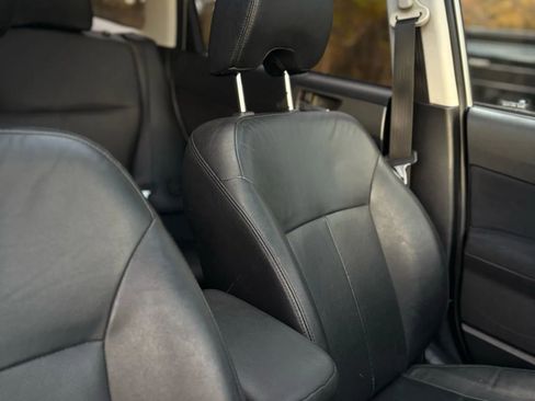 Used 2011 Subaru Forester 2.5X Touring image 26