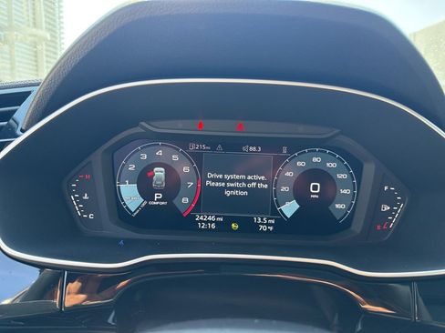 Used 2024 Audi Q3 2.0T Premium Plus image 22