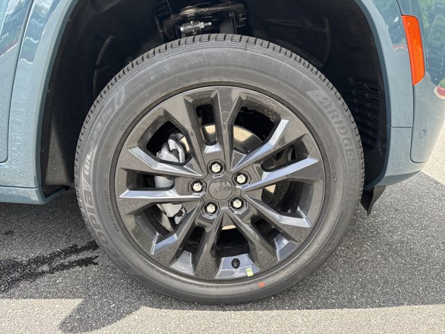 New 2026 Jeep Grand Cherokee Limited AWD/4WD image 13