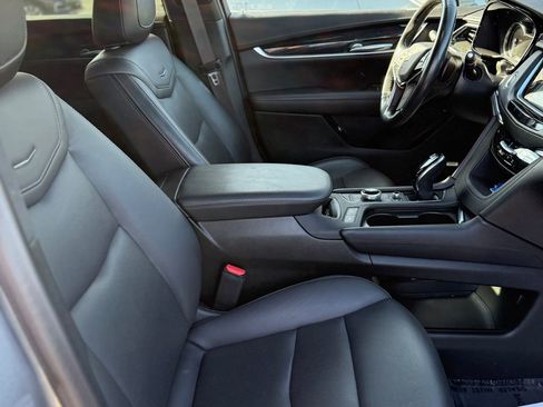 Used 2022 Cadillac XT5 Premium Luxury image 31