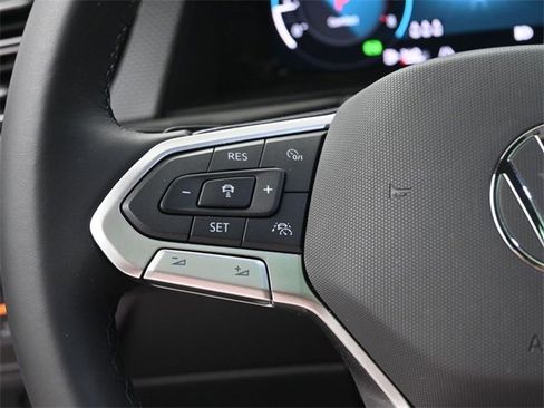 New 2025 Volkswagen Atlas Cross Sport SEL R-Line image 23