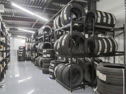 Used 2023 Mercedes-Benz Sprinter 2500 image 52