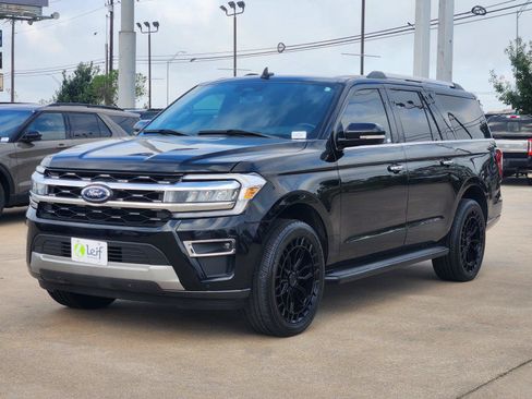 Used 2024 Ford Expedition Max Limited RWD image 4