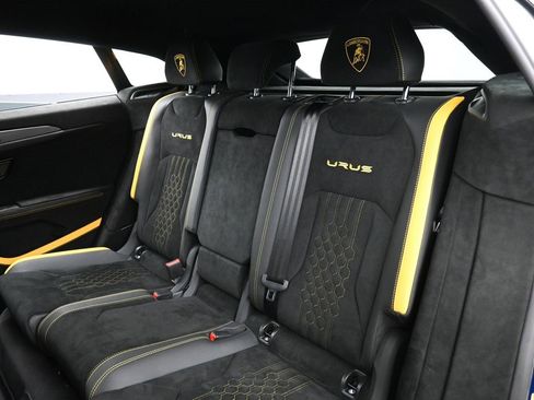 Used 2023 Lamborghini Urus Performante image 26