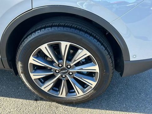 Used 2022 Lincoln Corsair Reserve image 6