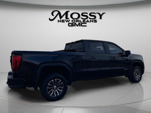 Used 2023 GMC Sierra 1500 AT4 w/ AT4 Preferred Package image 5