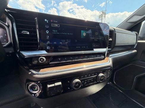 Used 2025 Chevrolet Silverado 2500 LT w/ All Star Edition AWD/4WD image 18