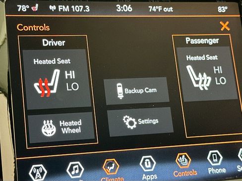 Used 2022 Jeep Cherokee Limited image 19