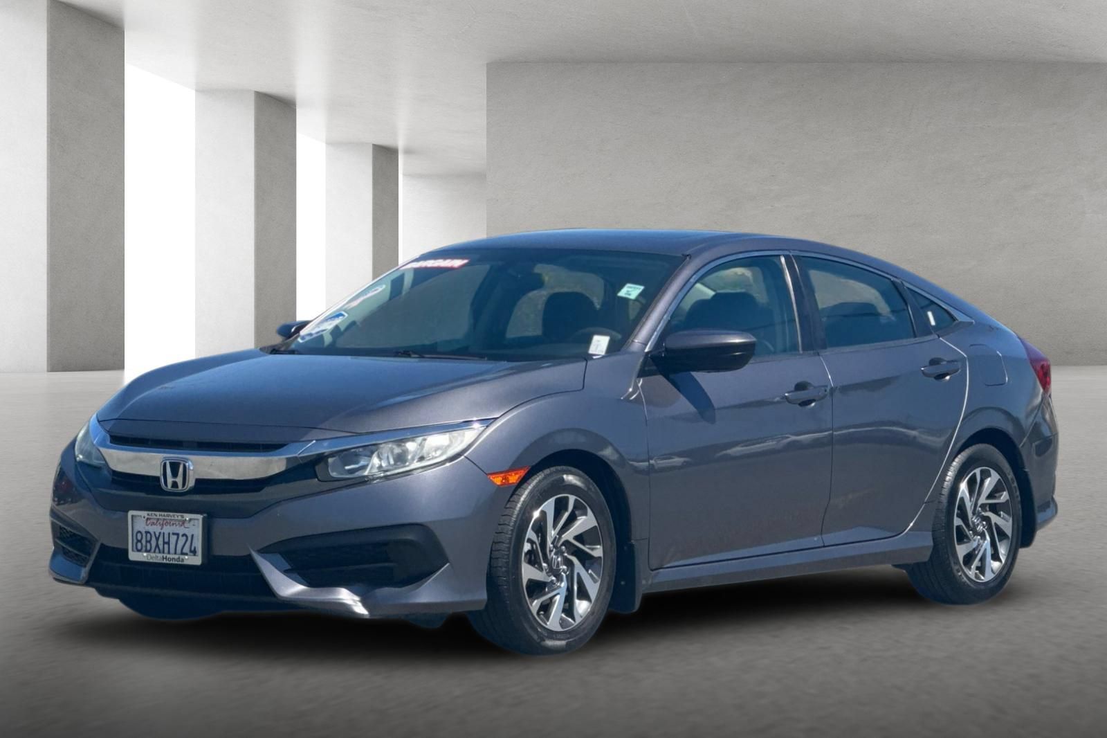 Used 2018 Honda Civic EX image 8