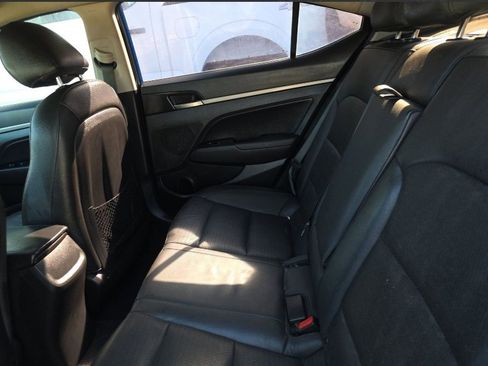 Used 2017 Hyundai Elantra Limited w/ Limited Tech Package 08 image 26