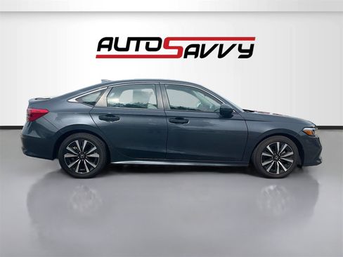 Used 2024 Honda Civic EX image 8