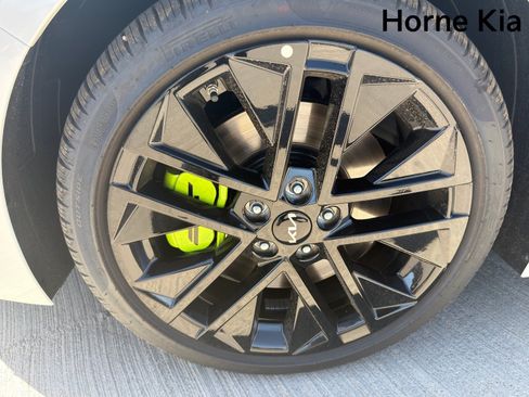 New 2026 Kia K5 GT FWD image 8