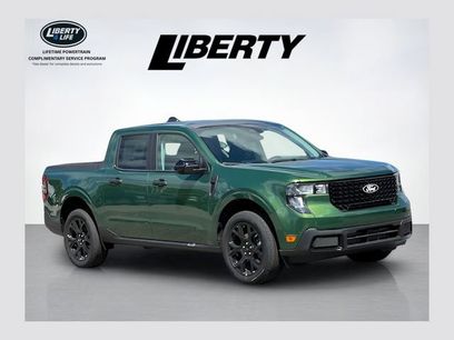 New 2025 Ford Maverick XLT w/ Black Appearance Package