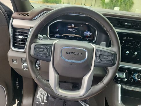 Used 2025 GMC Sierra 1500 Denali w/ Denali Reserve Package AWD/4WD image 26