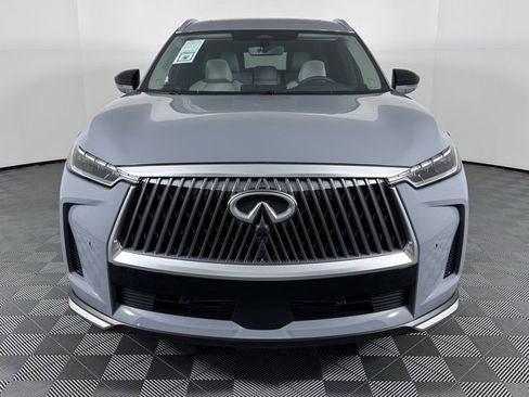 New 2026 INFINITI QX60 Luxe image 2