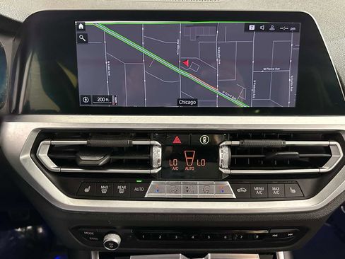 Used 2021 BMW M4 Coupe w/ Executive Package image 34