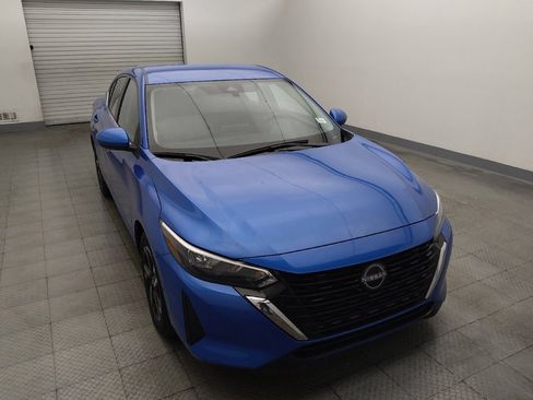 Used 2025 Nissan Sentra SV FWD image 14