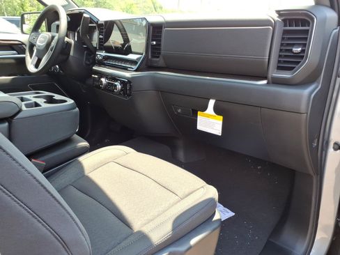 New 2026 GMC Sierra 1500 Elevation AWD/4WD image 8