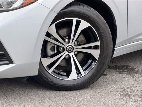 Used 2023 Nissan Sentra SV w/ All-Weather Package FWD image 31