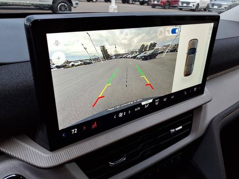 Used 2025 Ford Explorer Active image 14