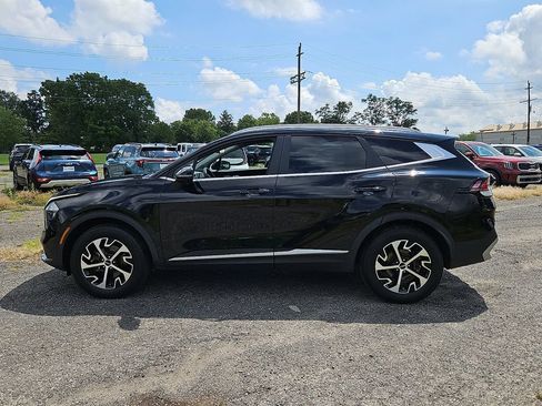 Certified 2023 Kia Sportage EX AWD/4WD image 4