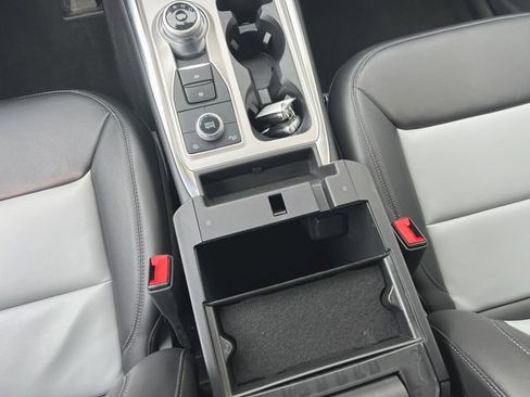 Used 2023 Ford Explorer XLT w/ Equipment Group 202A image 32