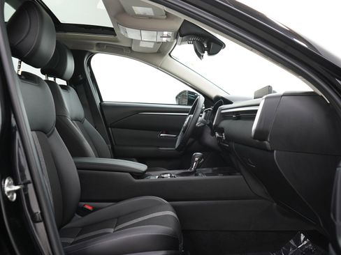 Used 2025 MAZDA CX-50 AWD 2.5 S w/ Weather Package image 11