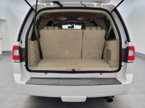 Used 2015 Lincoln Navigator 2WD w/ Equipment Group 101A Reserve image 29