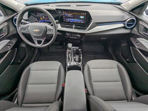 New 2026 Chevrolet Trax LT w/ LT Convenience Package image 15