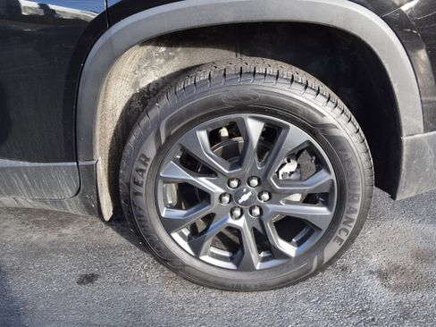 Used 2021 Chevrolet Traverse RS w/ LPO, Floor Liner Package image 6