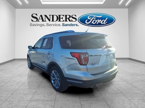 Used 2019 Ford Explorer Limited w/ Class III Trailer Tow Package FWD image 4