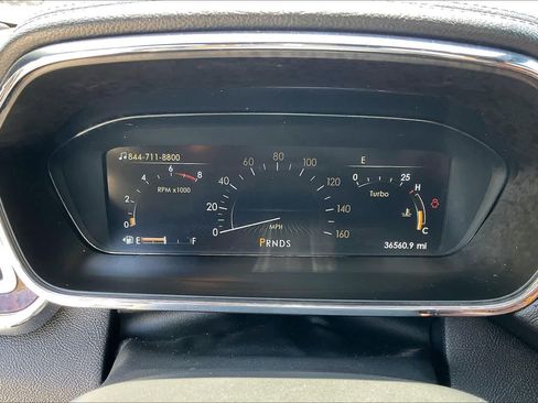 Used 2018 Lincoln Continental Reserve FWD image 25