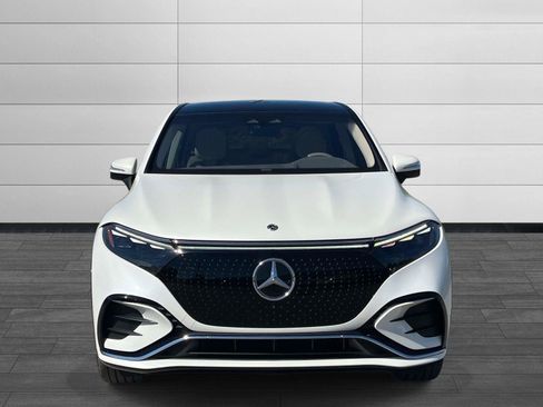 Certified 2023 Mercedes-Benz EQS 580 4MATIC SUV image 8